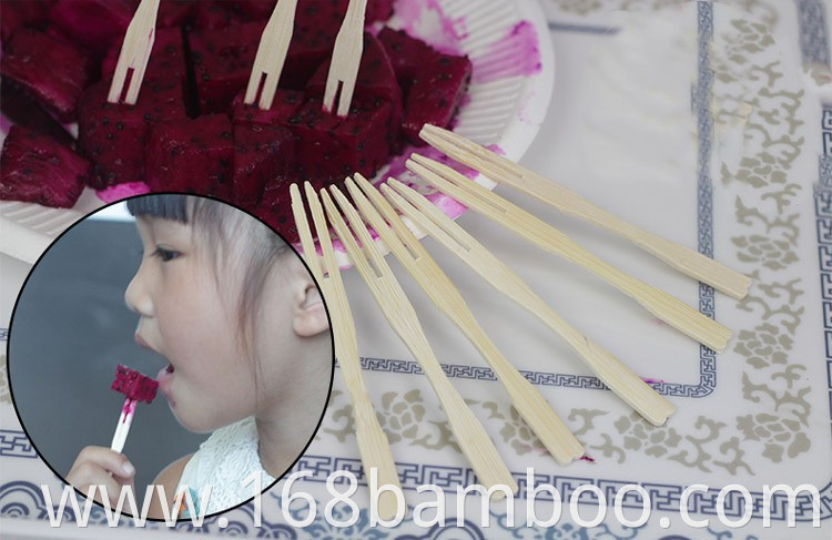 Bamboo fruit fork for kids